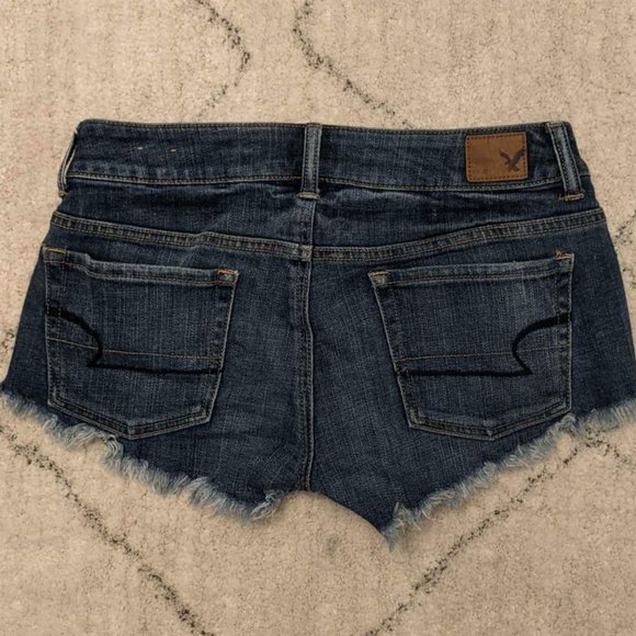 SOLD || American Eagle shorts, boho style embroidered shorts, size 00 - Picture 3 of 4